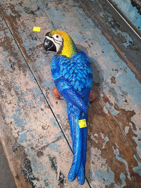 Lot 1117 - WALL BIRD