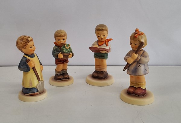 Lot 1150 - HŬMMEL FIGURES