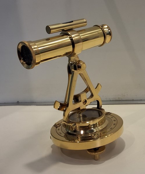 Lot 1123 - SEXTANT