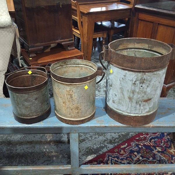 Lot 71 - BUCKETS