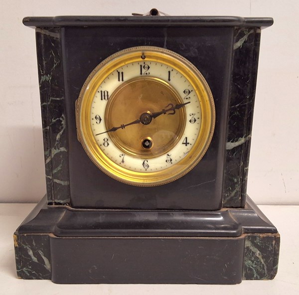 Lot 1271 - MANTEL CLOCK