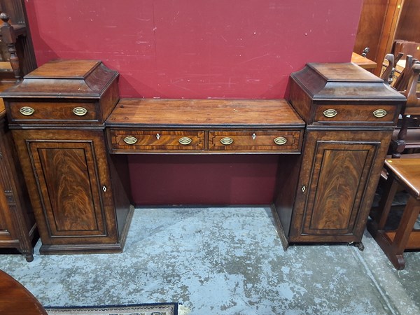 Lot 80 - SIDEBOARD
