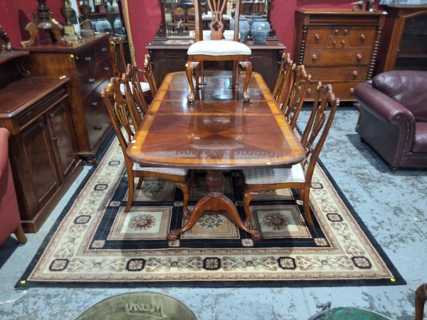Lot 36 - RUG