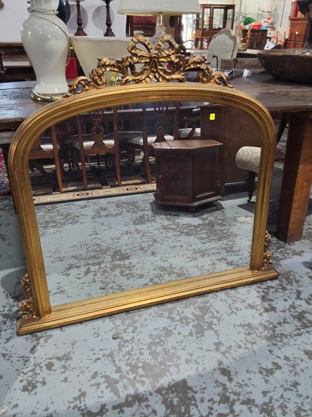 Lot 26 - OVERMANTEL MIRROR