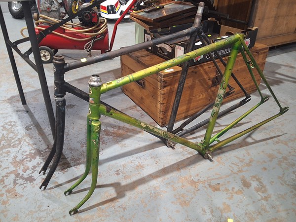 Lot 289 - BICYCLE FRAMES