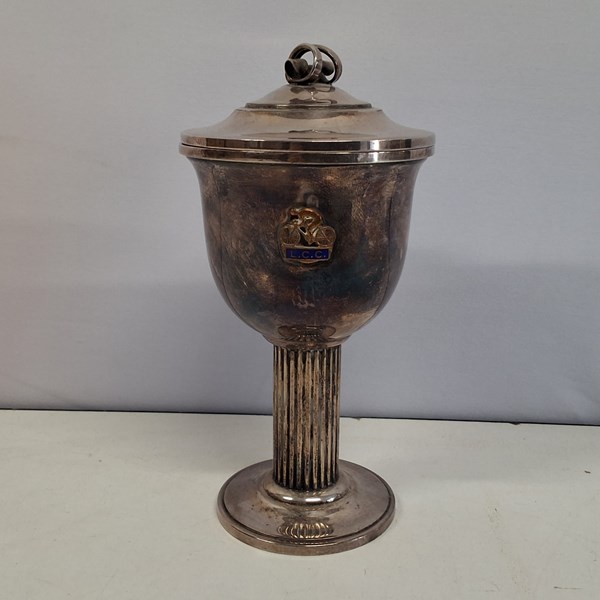 Lot 1041 - LIDDED GOBLET