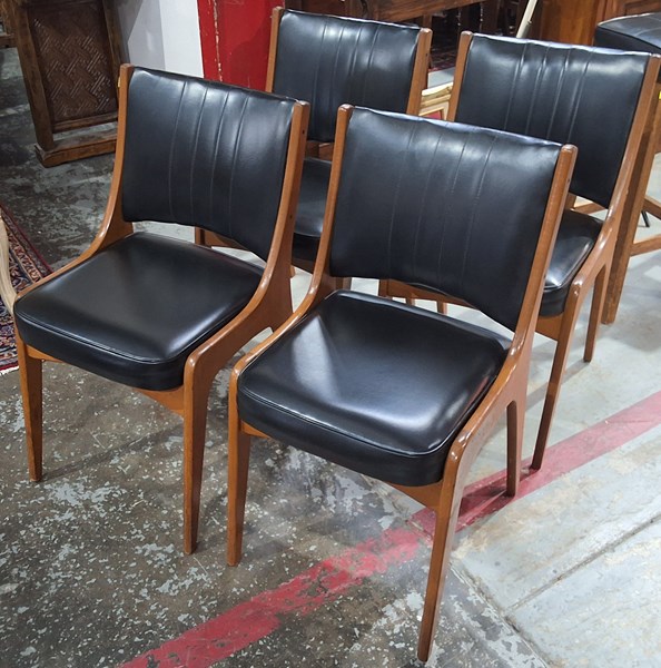 Lot 226 - DINING CHAIRS
