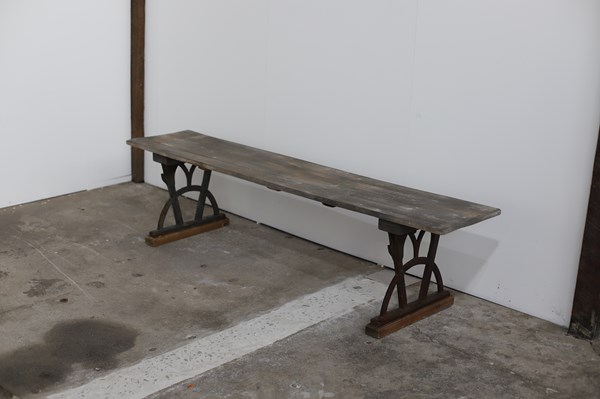 Lot 63 - BENCH
