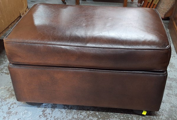 Lot 191 - MORAN FOOTSTOOL