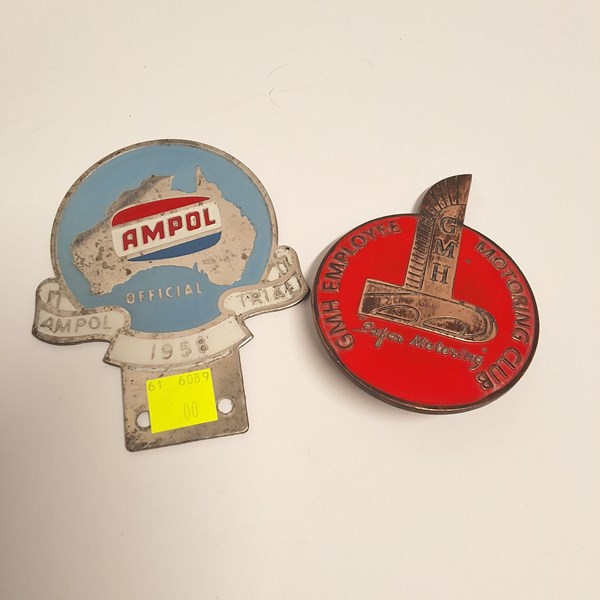 Lot 1209 - CAR BADGES