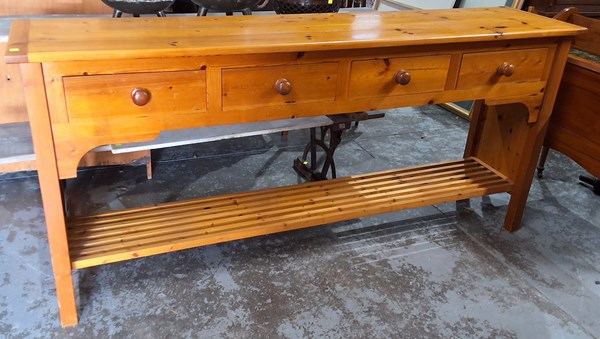Lot 70 - CONSOLE TABLE