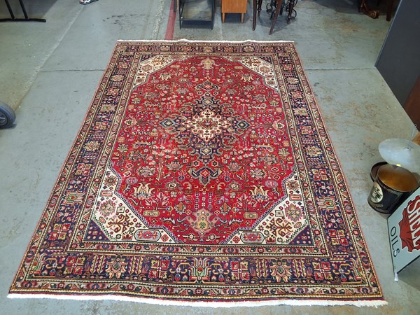 Lot 475 - PERSIAN RUG