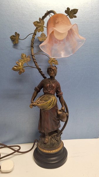 Lot 1192 - TABLE LAMP