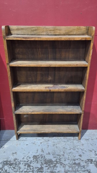 Lot 173 - BOOKSHELF