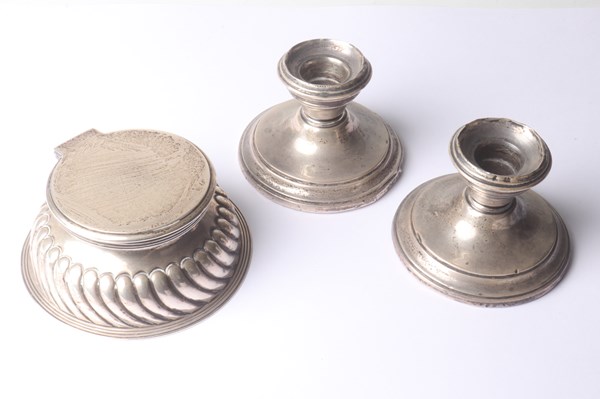 Lot 1027 - SILVER COLLECTABLES
