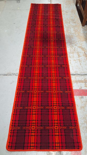 Lot 372 - HALL RUNNER