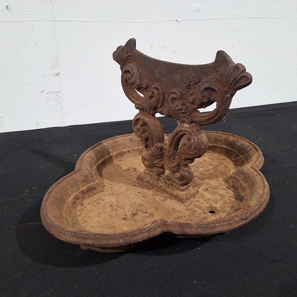 Lot 402 - BOOT SCRAPER