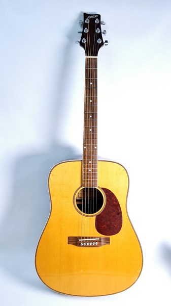 Lot 1175 - ASHTON GUITAR