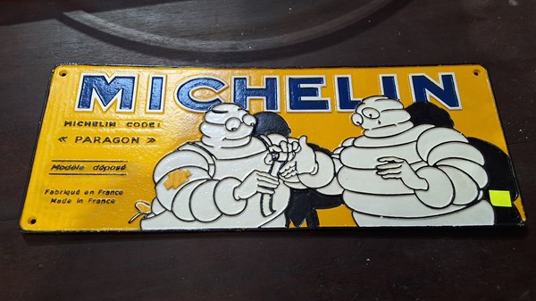 Lot 1207 - ADVERTISING PLAQUE
