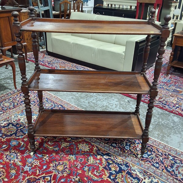 Lot 185 - DUMB WAITER