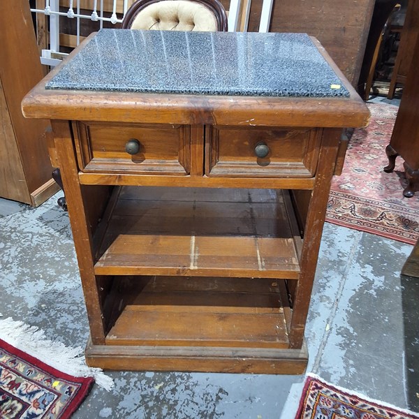 Lot 352 - KITCHEN ISLAND