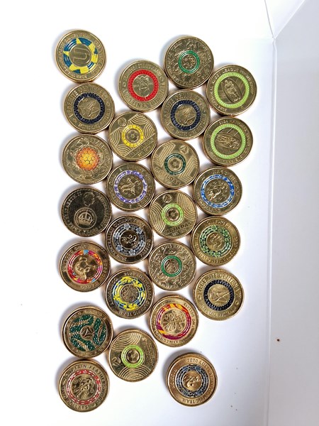 Lot 1043 - COINS