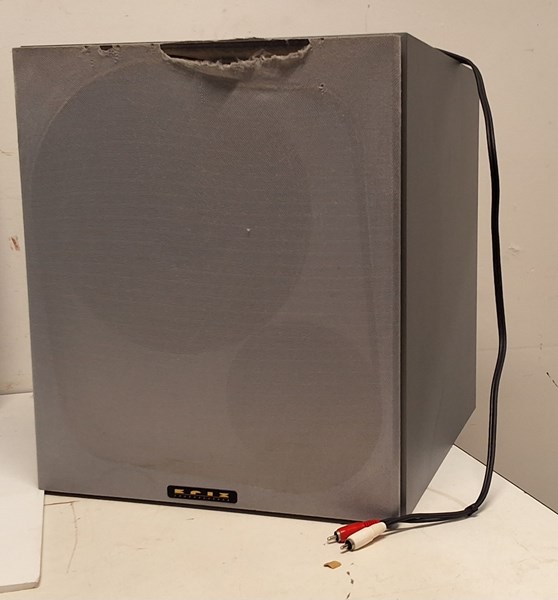 Lot 414 - SUBWOOFER