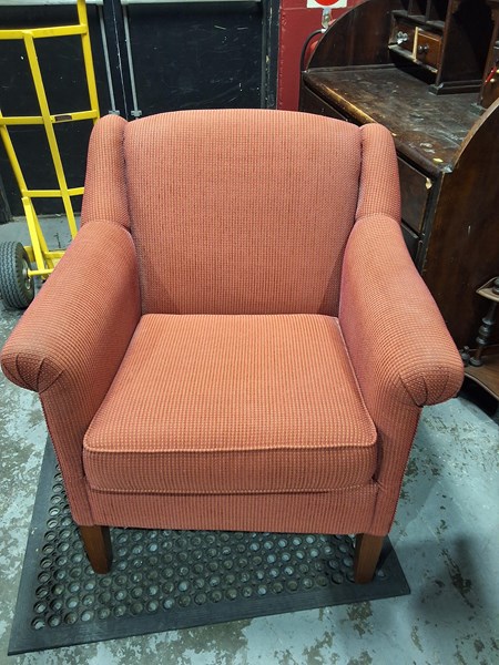 Lot 485 - ARMCHAIR