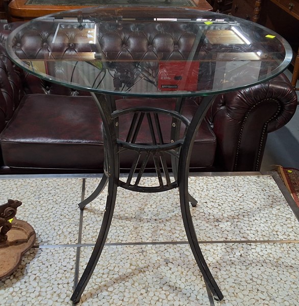 Lot 337 - OCCASIONAL TABLE