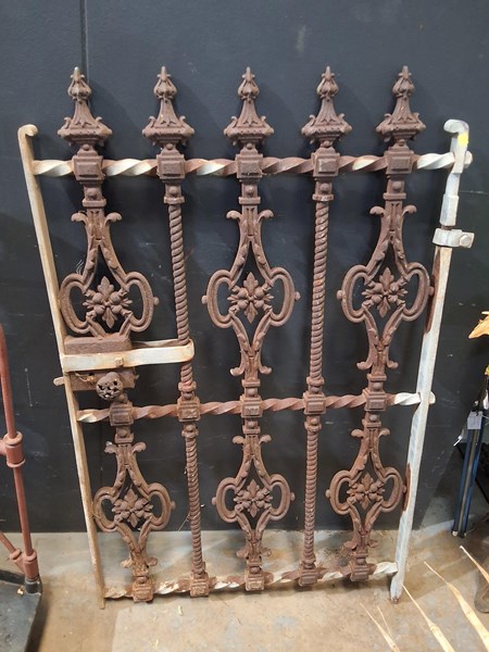 Lot 452 - PERSONAL ACCESS GATE