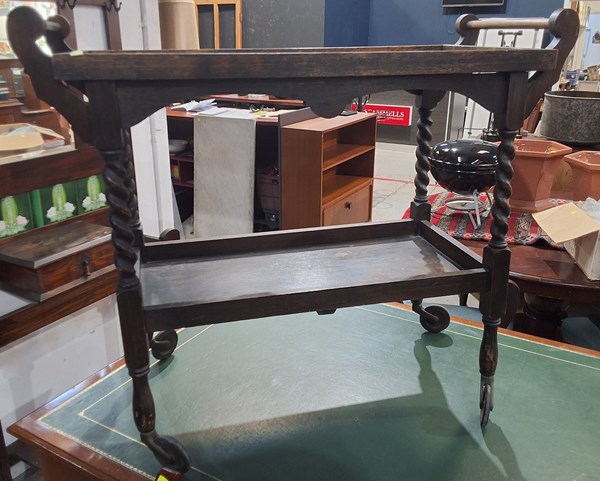 Lot 433 - TRAY MOBILE