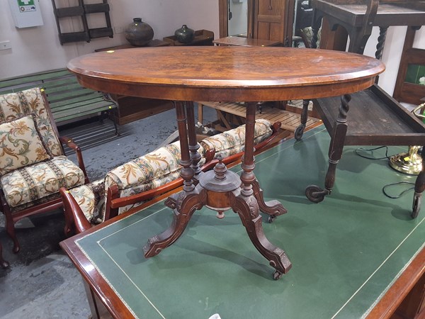 Lot 434 - OCCASIONAL TABLE