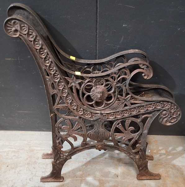 Lot 450 - GARDEN BENCH END