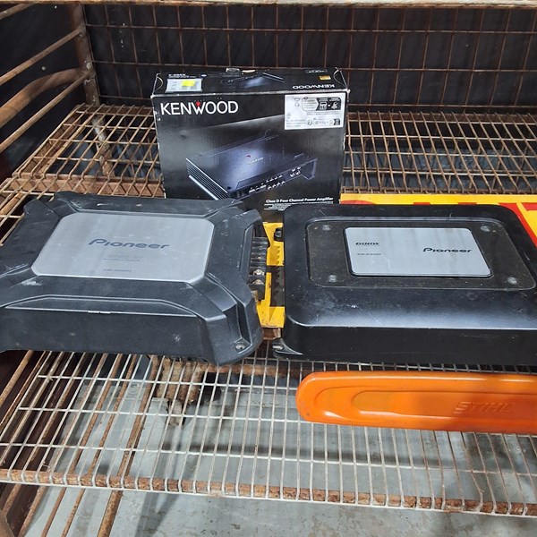 Lot 261 - CAR AUDIO