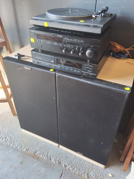 Lot 469 - STEREO LOT