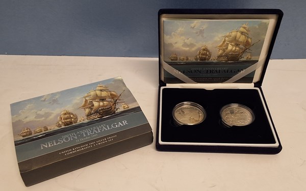 Lot 1044 - COIN SET
