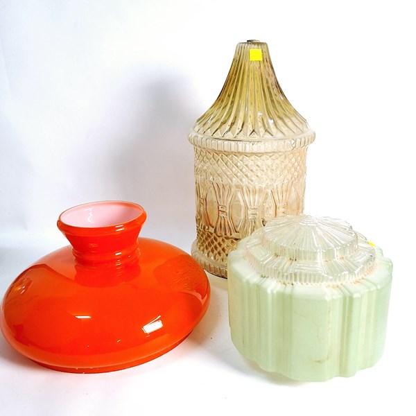 Lot 1306 - LIGHT SHADES