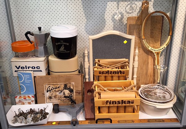 Lot 1280 - RUSTIC SUNDRIES