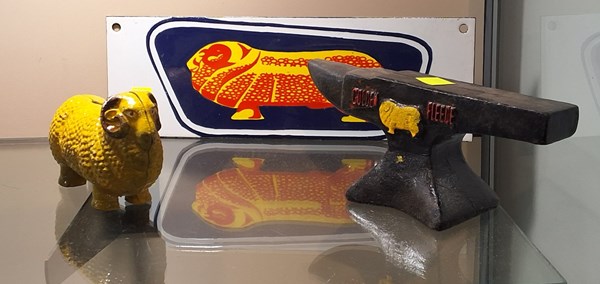 Lot 1209 - GOLDEN FLEECE COLLECTABLES