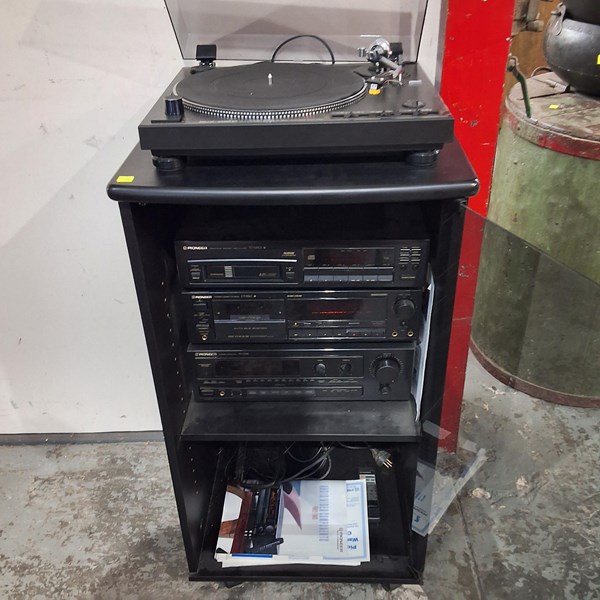 Lot 357 - STEREO