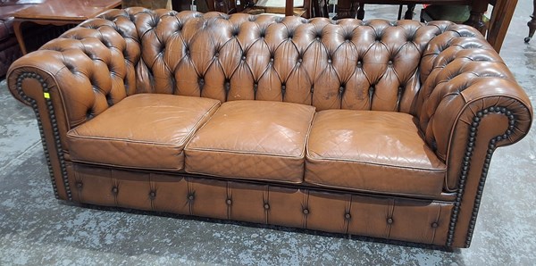 Lot 151 - LOUNGE