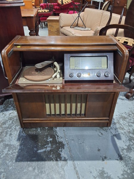 Lot 228 - RADIOLA