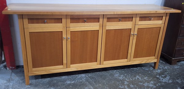 Lot 2 - SIDEBOARD