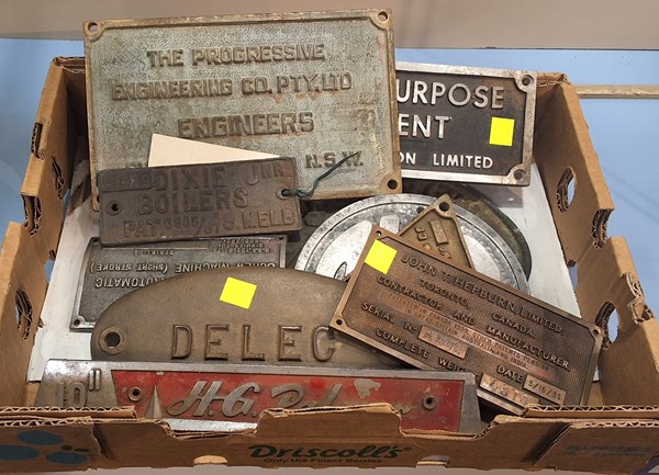 Lot 1254 - MACHINE PLAQUES
