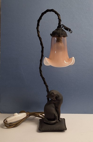 Lot 1308 - TABLE LAMP