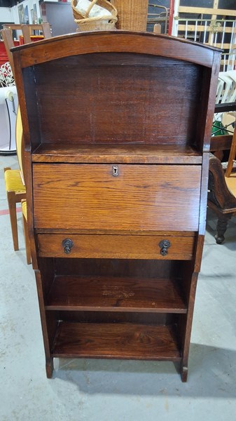 Lot 227 - WRITING BUREAU