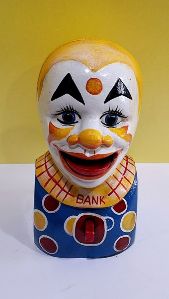 Lot 1225 - MONEY BOX