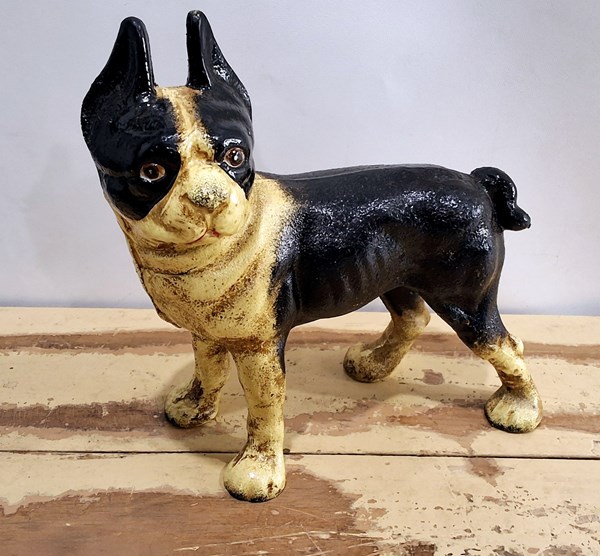 Lot 210 - STANDING DOG FIGURE