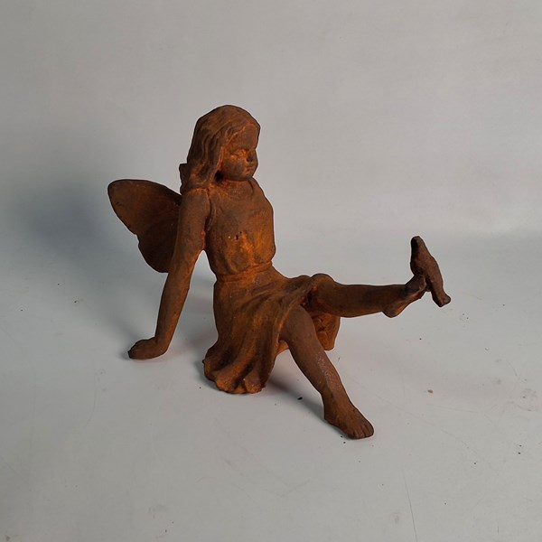 Lot 1301 - GARDEN ORNAMENT