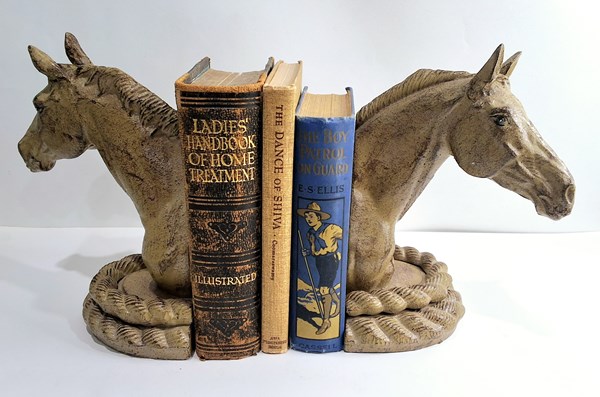 Lot 239 - BOOKENDS